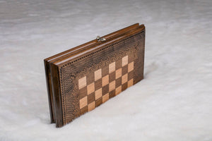 Échiquier Artisanal en Bois Dame