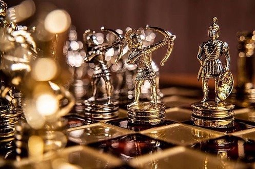 Jeu d'échecs avec de belles figures - Bronze, Métal argenté