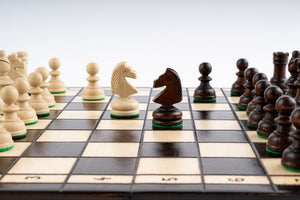 Échiquier en Bois de Charme — Vue rapprochée du jeu