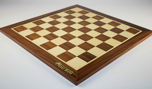 Plateau de jeu d'échecs en érable et en noyer