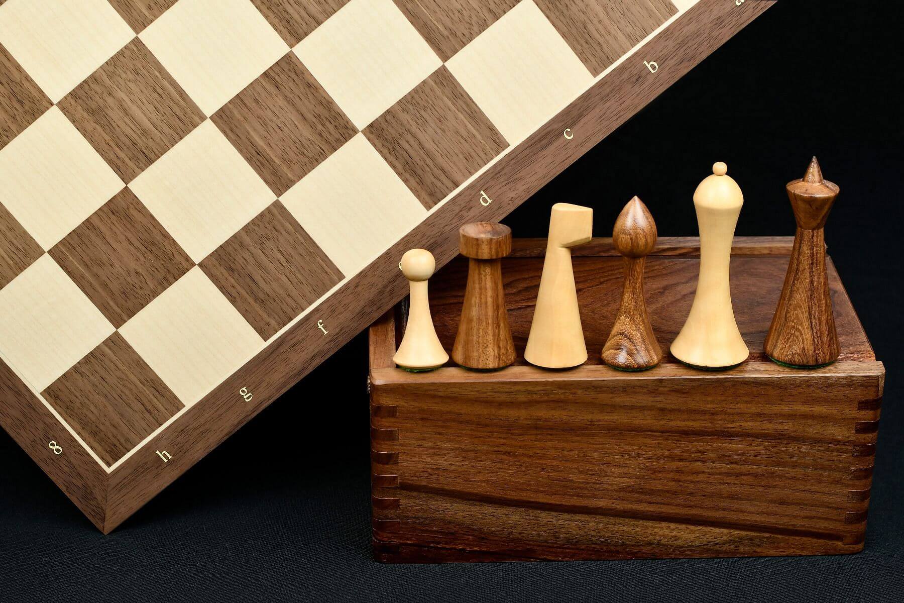 Pièces d'Échecs Artistiques Minimalistes <br>en Bois de Buis