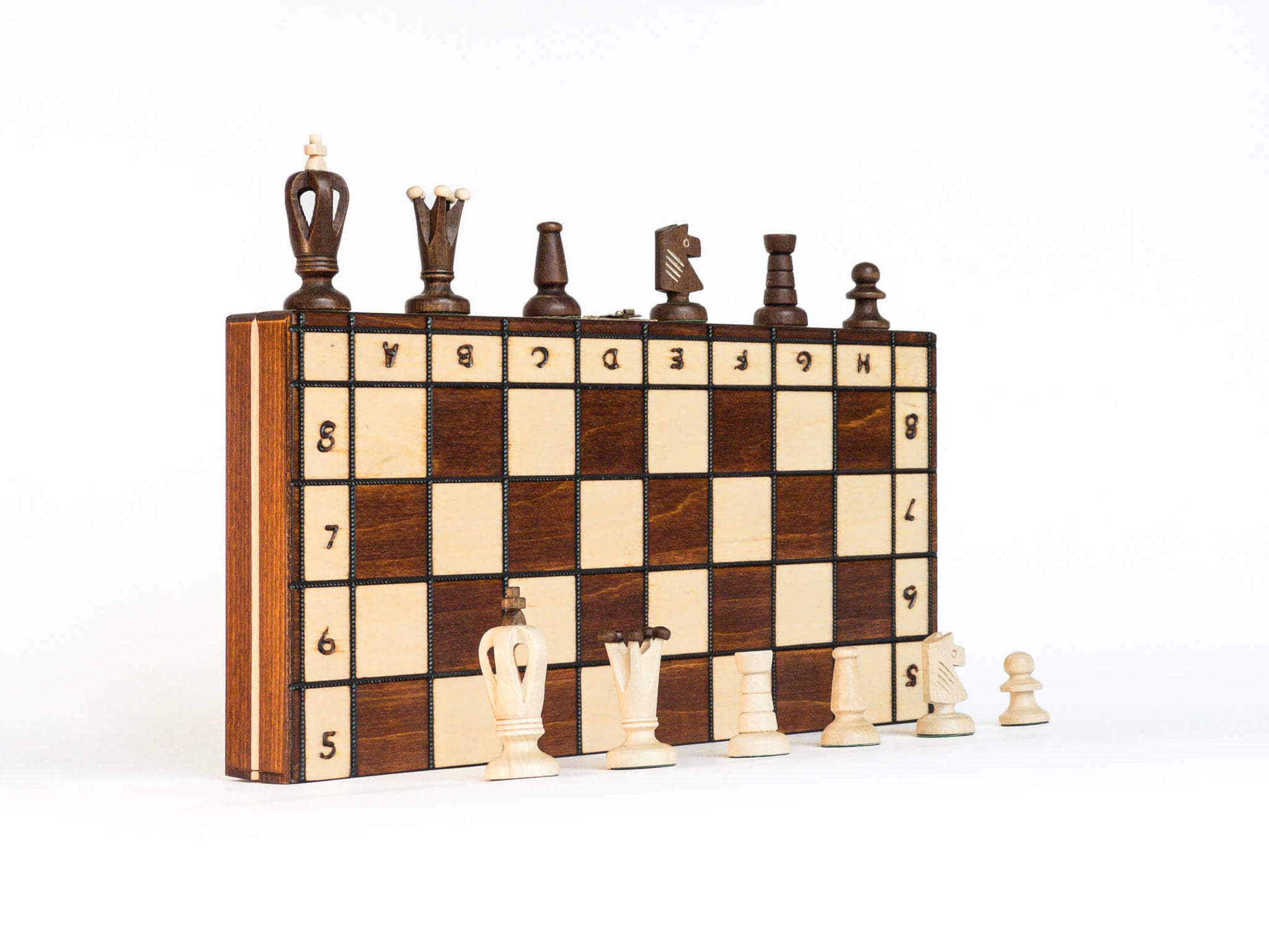 Jeu d'échecs fastueux en bois