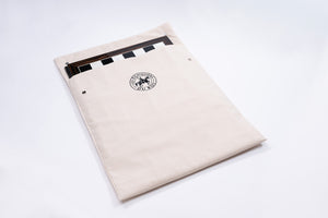 Housse Signature <br>en Coton Biologique <br>(PRÉCOMMANDE)