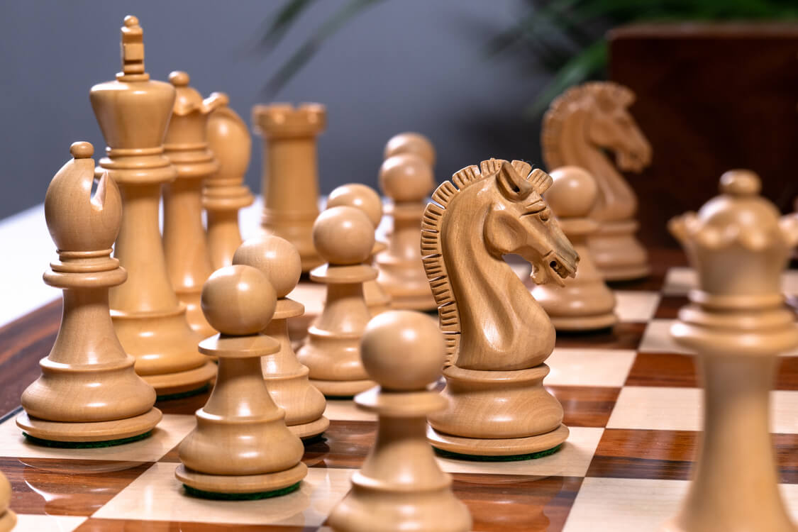 Jeu d'Échecs Équilibre <br>en Palissandre et Sheesham