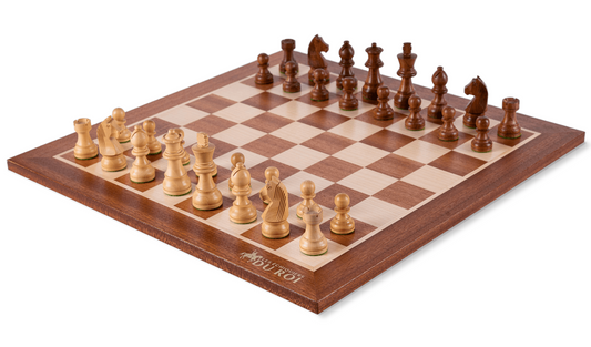 Jeu d'Échecs Clair Ambré <br>en Bois d'Acajou