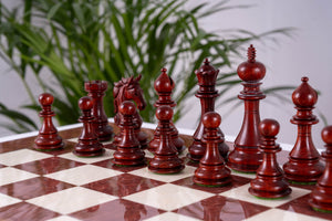 Jeu d'Échecs Rubis <br>en Bois de Frêne