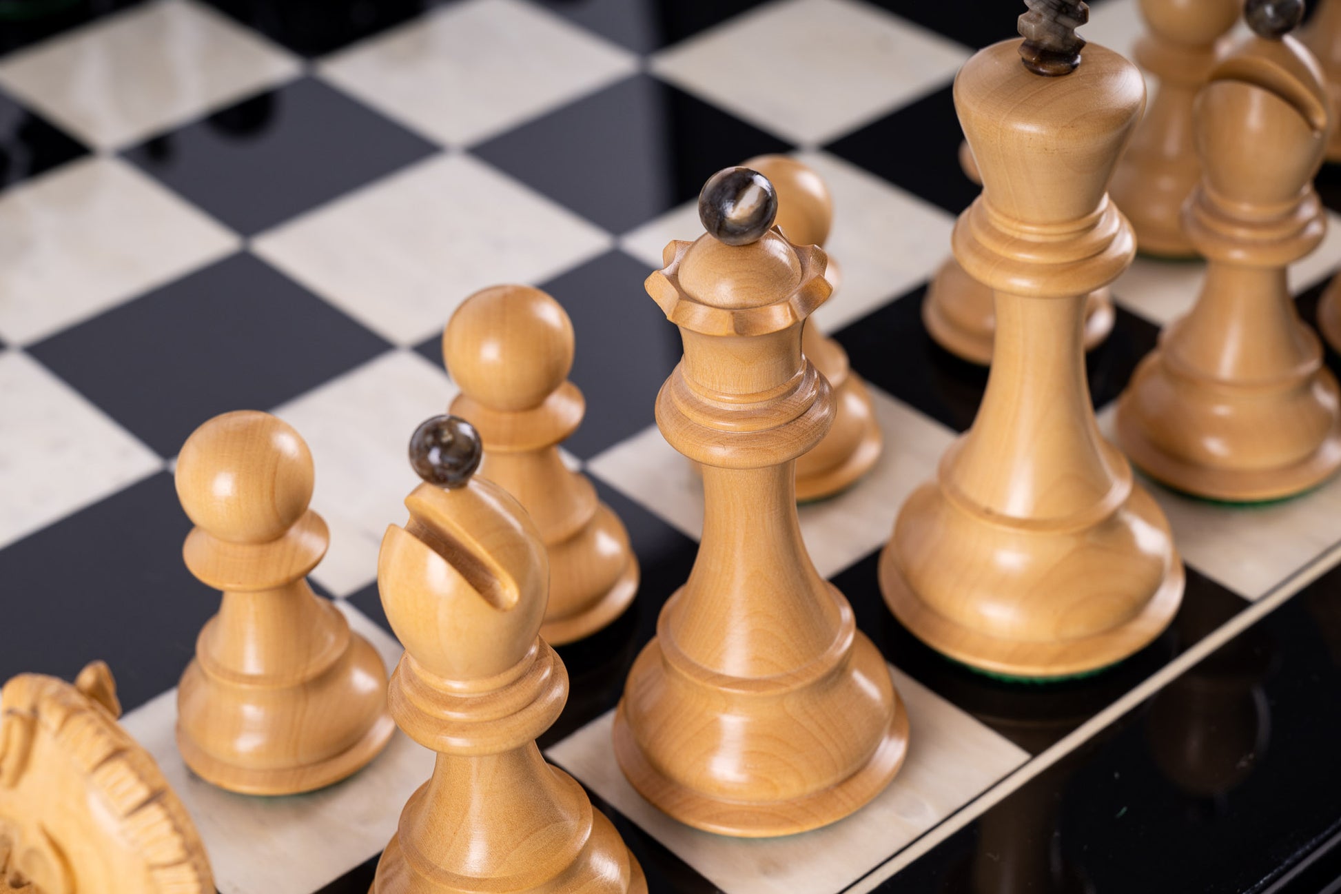 Jeu d’échecs Origine<br>en Ivoire de Mammouth