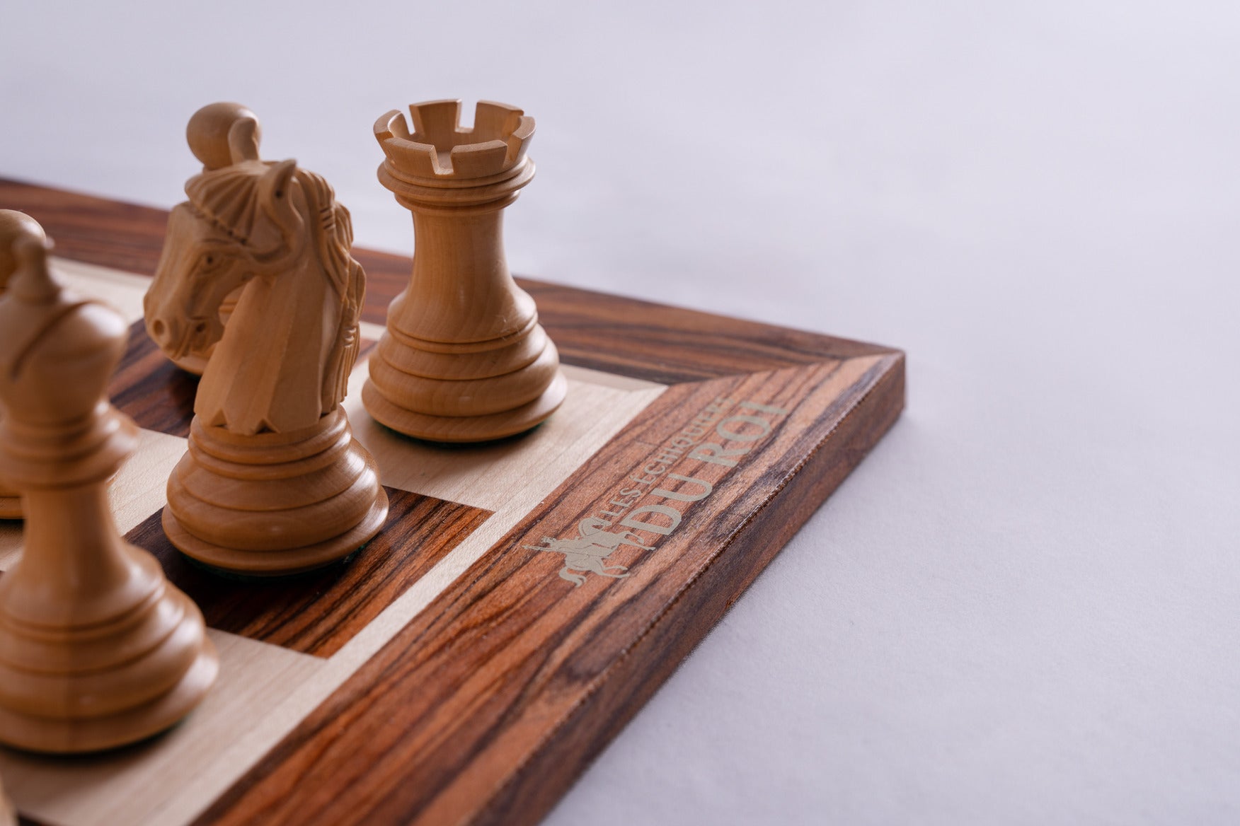 Jeu d'Échecs Raffiné <br>en Bois de Palissandre