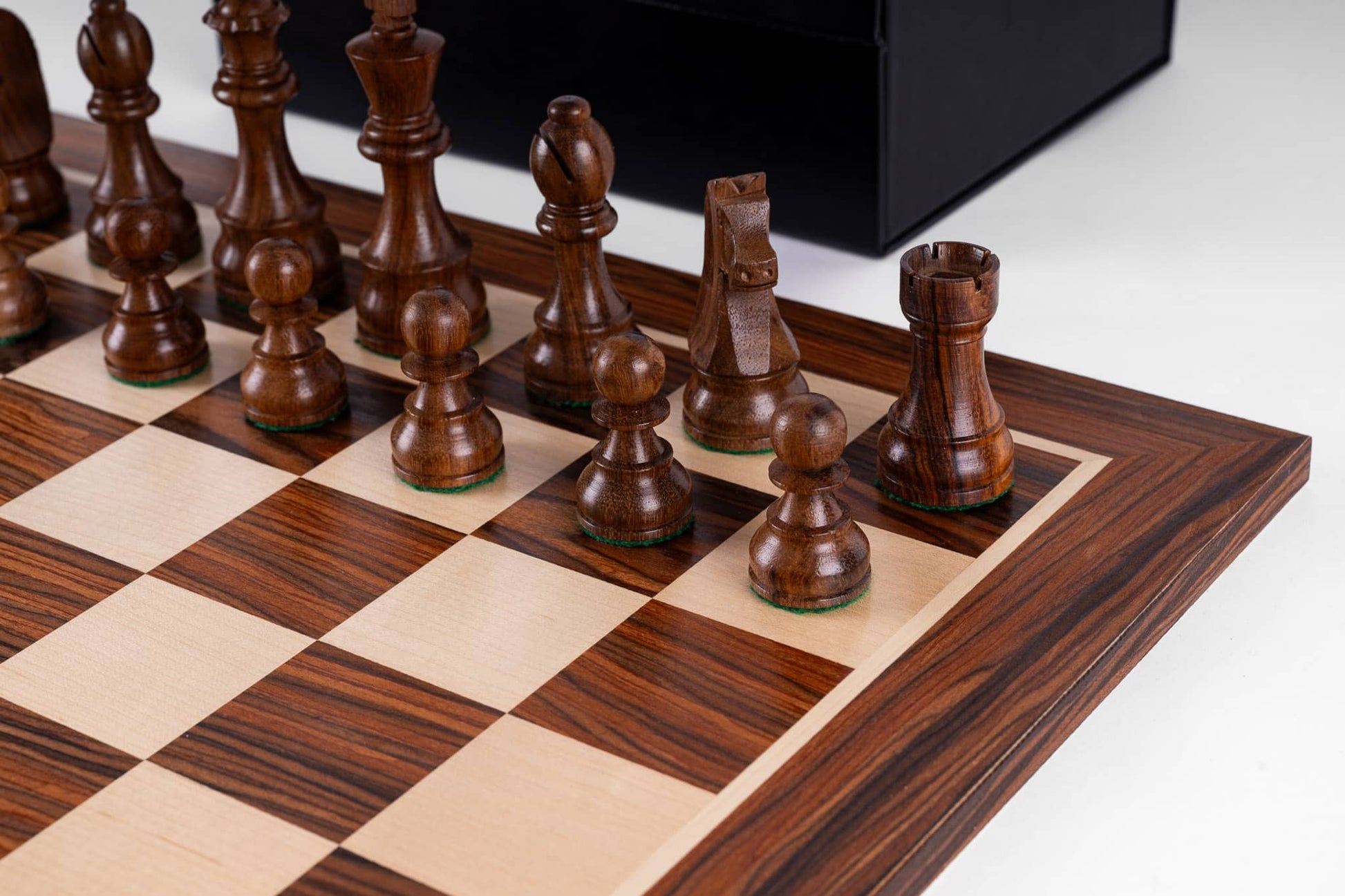 Échiquier Clair <br>en Bois de Luxe