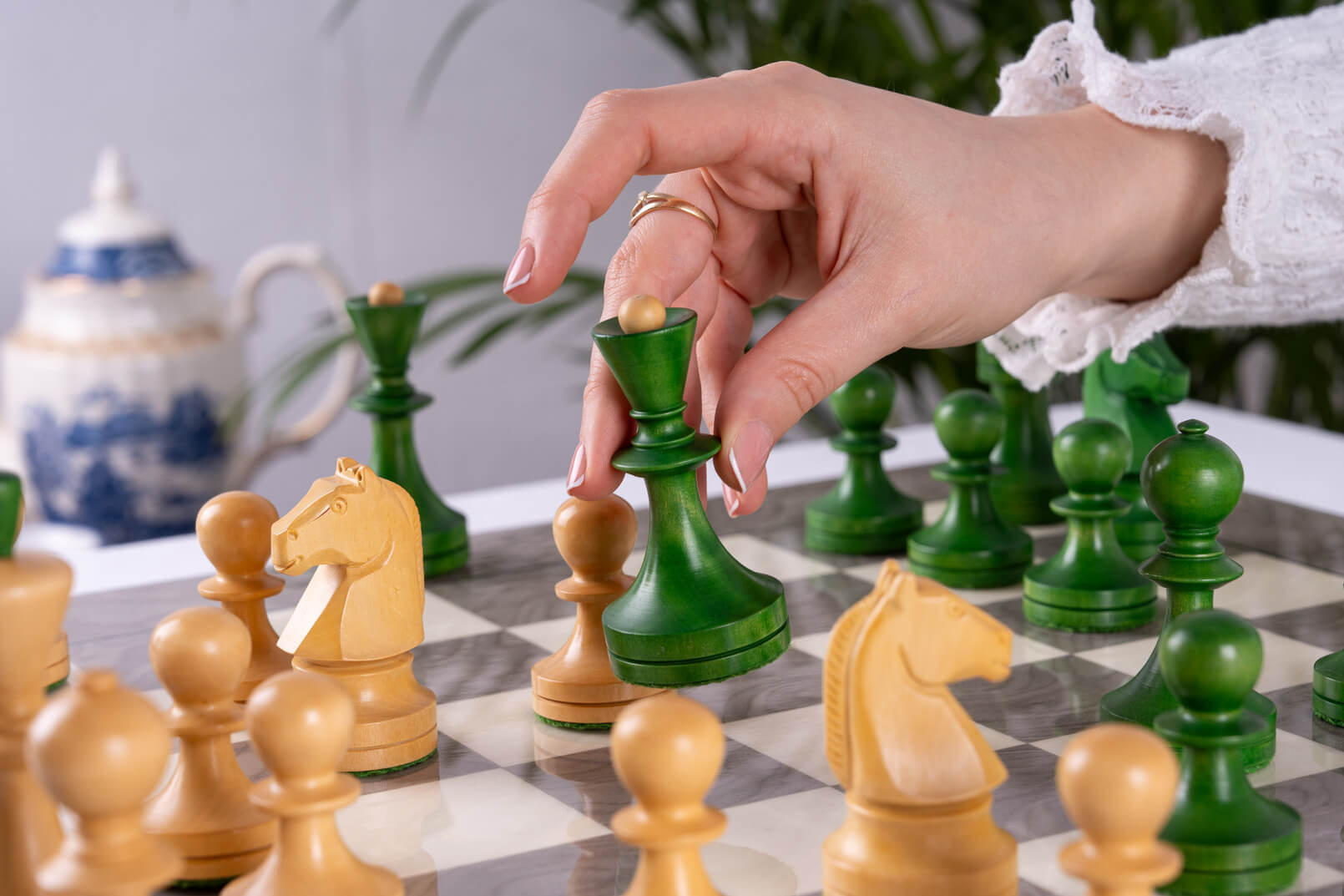 Jeu d'Échecs Émeraude <br>en Bois de Frêne