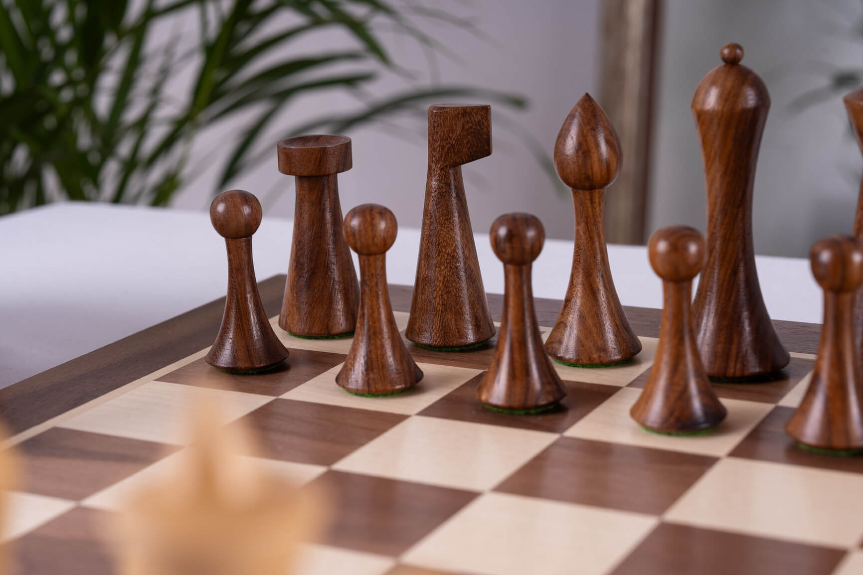 Jeu d'Échecs Odyssée <br>en Bois de Noyer