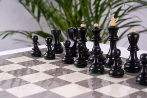 Jeu d'Échecs Splendeur Gris Laqué <br>en Bois de Frêne
