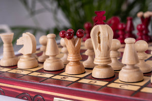 Echiquier Cerise <br>et son Jeu d'Échecs