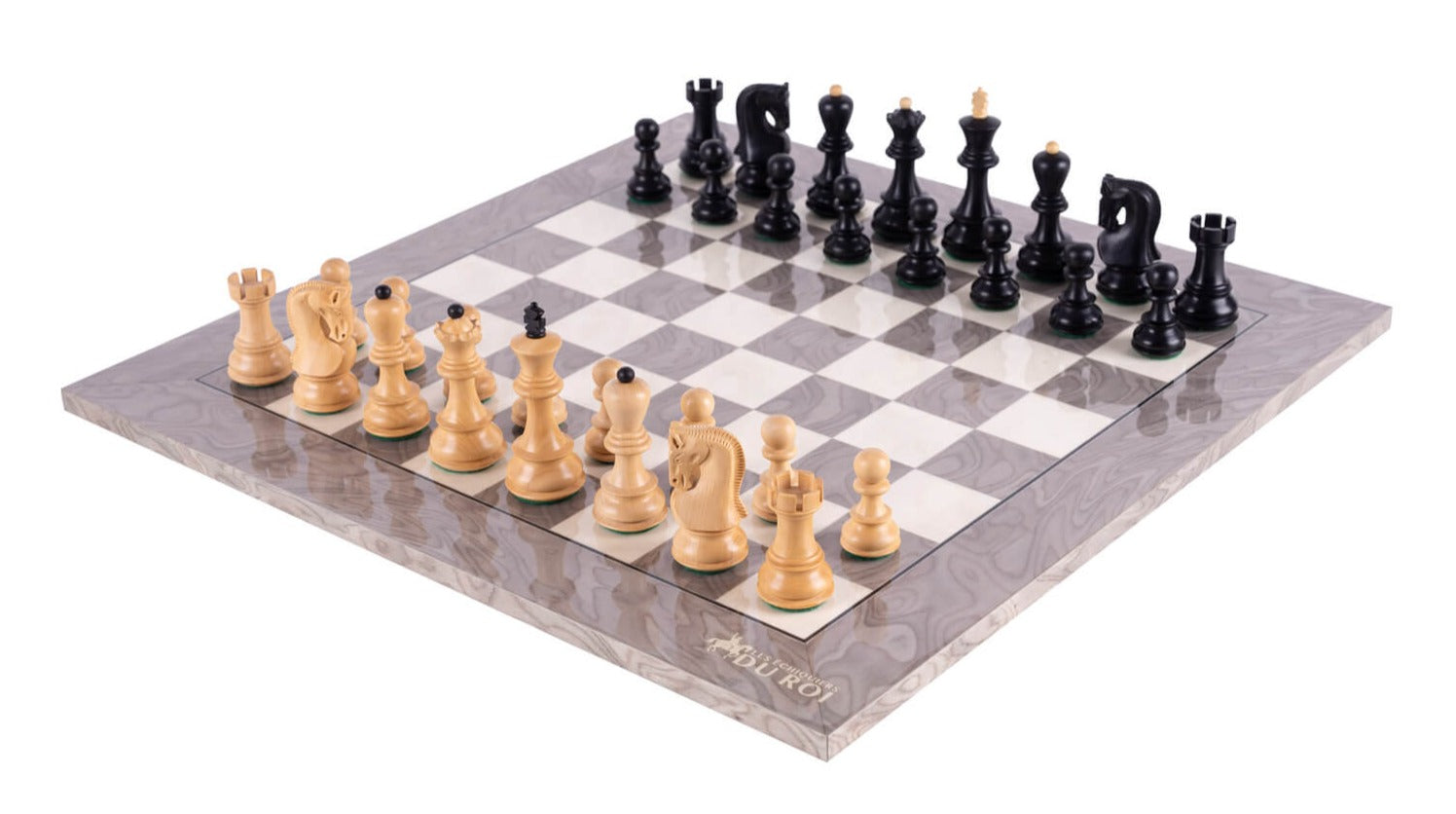 jeu d'échecs gris laqué