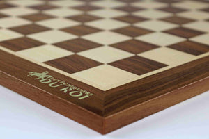 Plateau de jeu d'échecs en érable et en noyer fabriqué à la main en Europe
