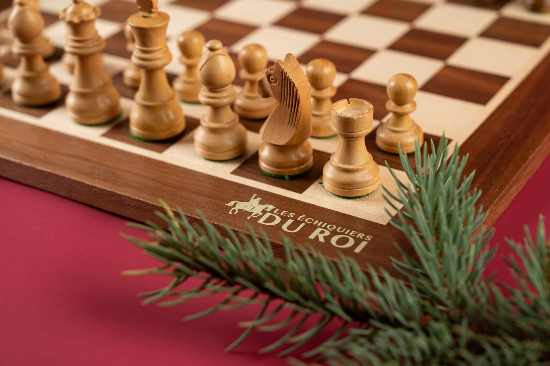 Jeu d'Échecs Éminence <br>en Bois d'Érable et de Noyer