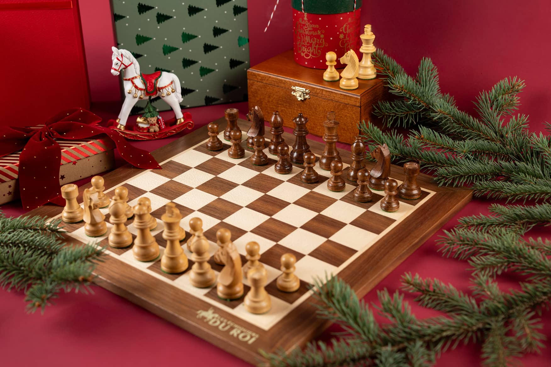 Jeu d'Échecs Éminence <br>en Bois d'Érable et de Noyer