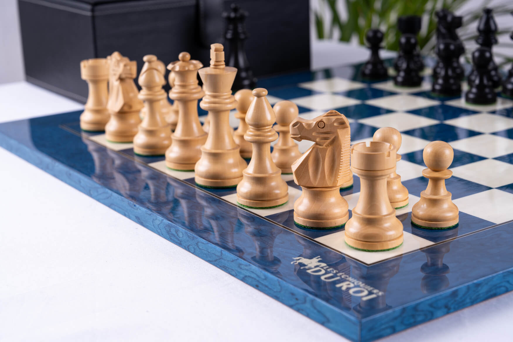 Jeu d'Échecs Stratège <br>en Bois de Frêne et Buis