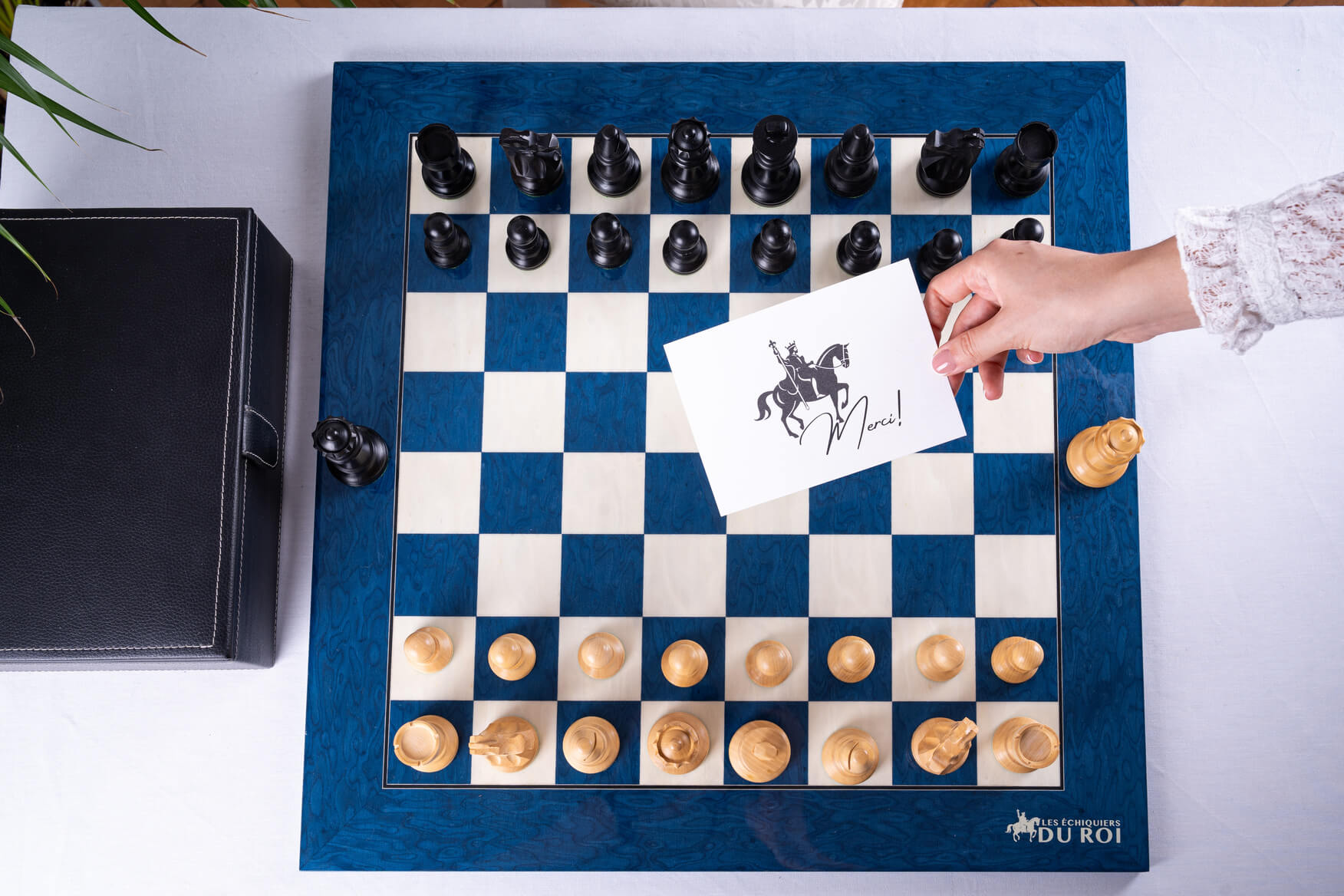 Jeu d'Échecs Stratège <br>en Bois de Frêne et Buis