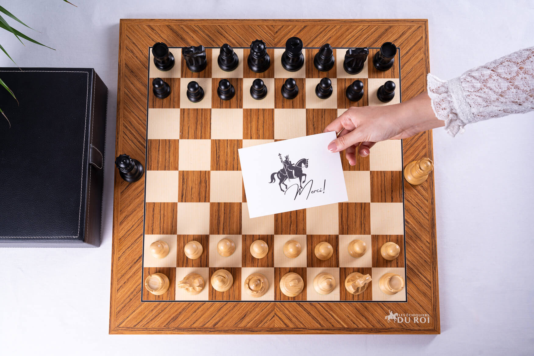 Jeu d'Échecs Souverain <br>en Bois de Teck