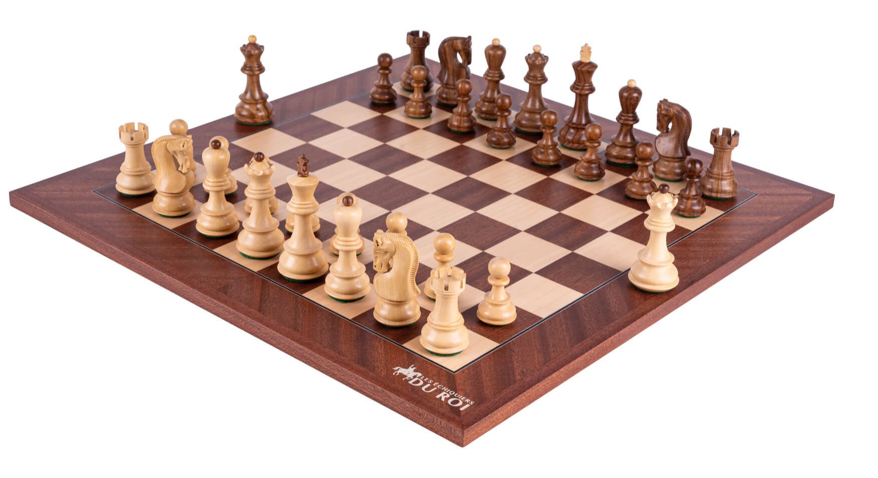 Jeu d'Échecs Triomphe <br>en Bois d'Acajou et Acacia