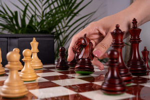 Jeu d'Échecs Le Trône <br>en Loupe de Frêne