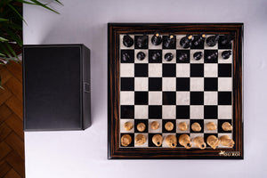 Jeu d'Échecs Trésor <br>en Bois d'Ébène et Buis