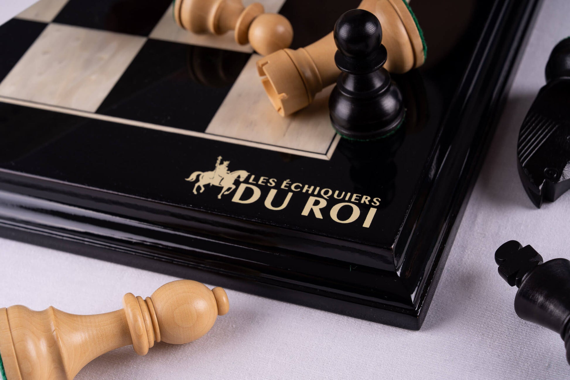 Jeu d'Échecs Absolu <br>en Tulipier et Érable