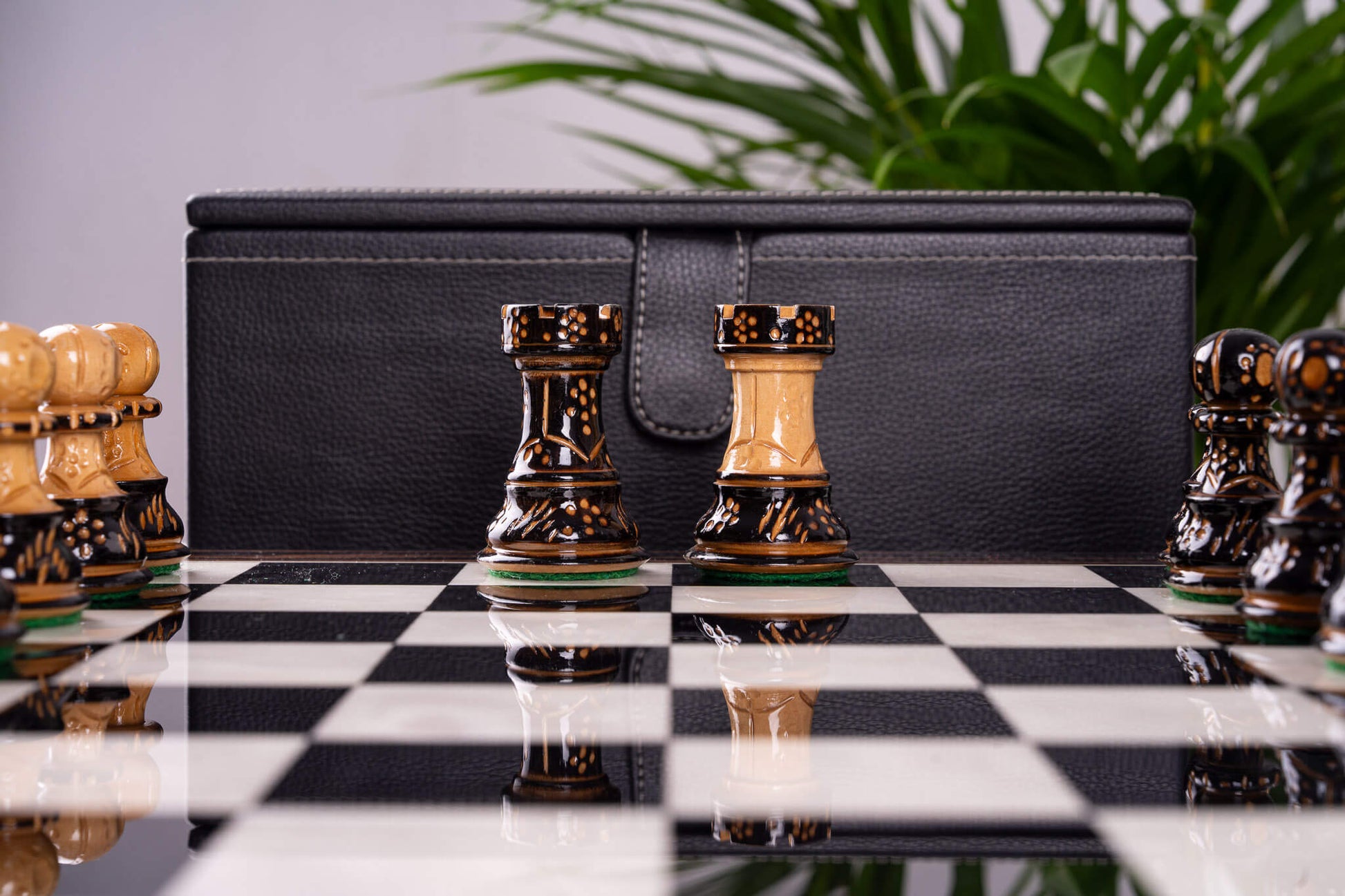 Jeu d'Échecs l'Éternel <br>en Bois d'Ébène