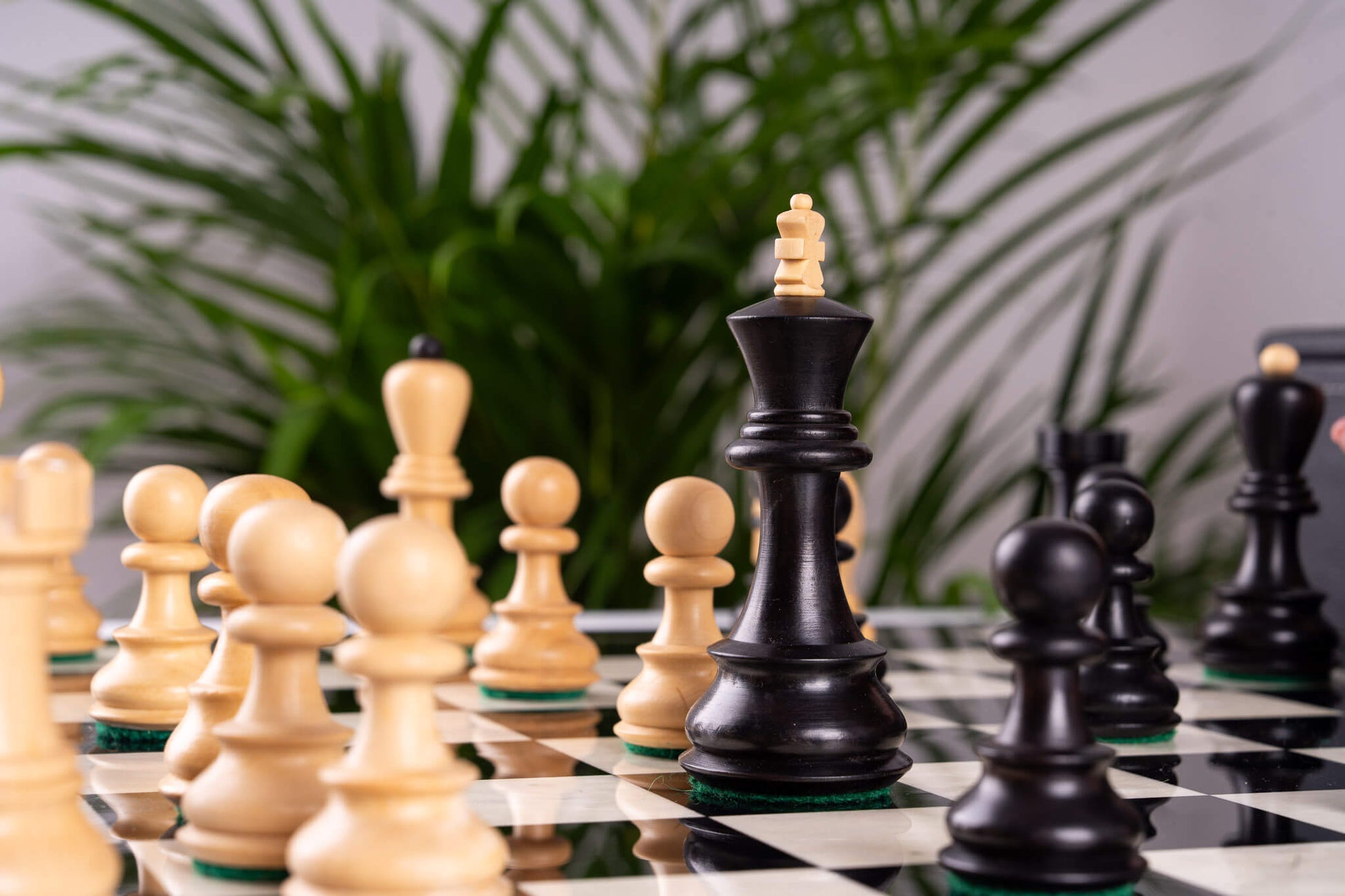 Jeu d'Échecs Virtuose <br>en Bois d'Ébène et Buis