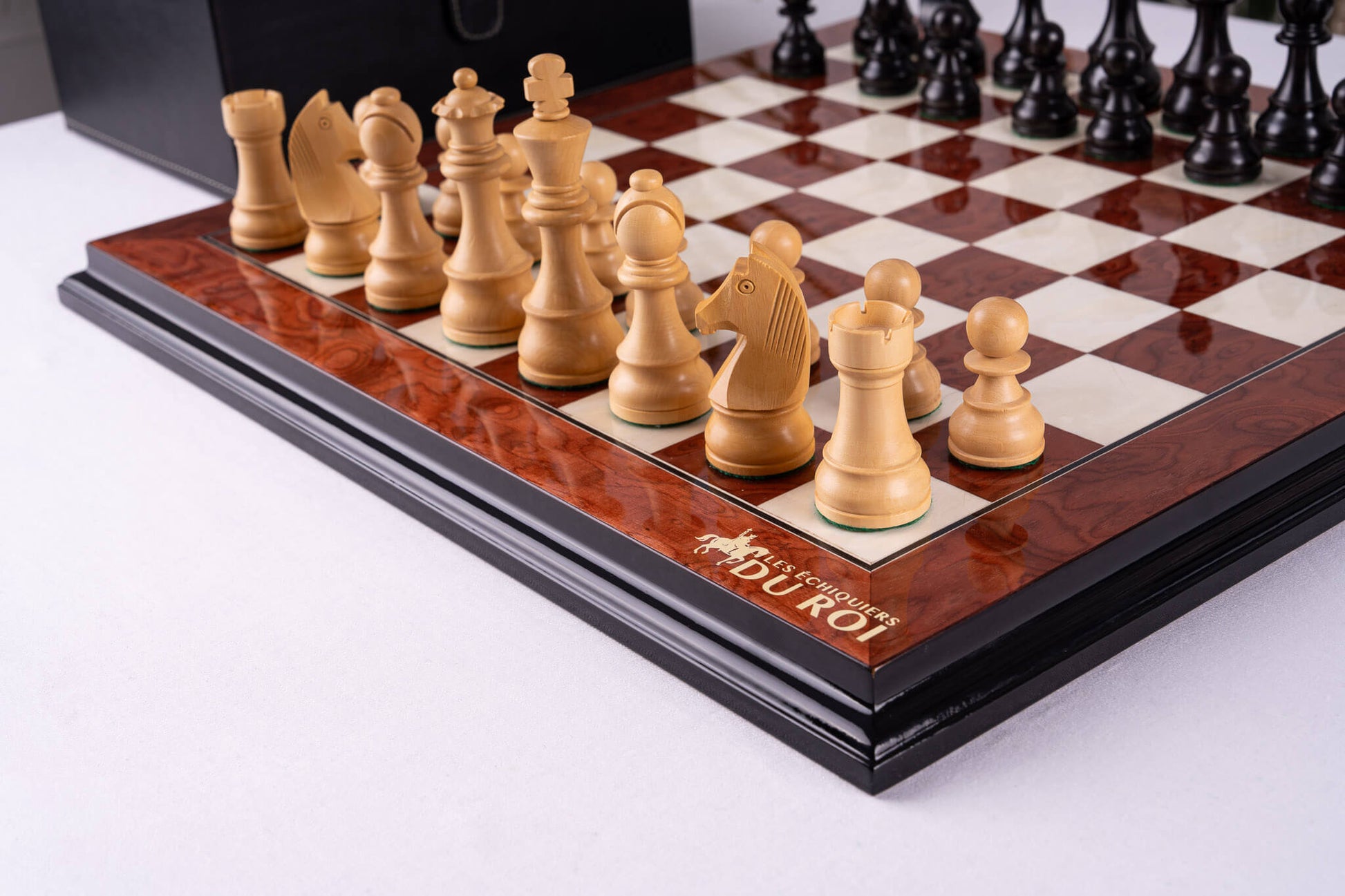 Jeu d'Échecs Vestige <br>en Loupe de Frêne
