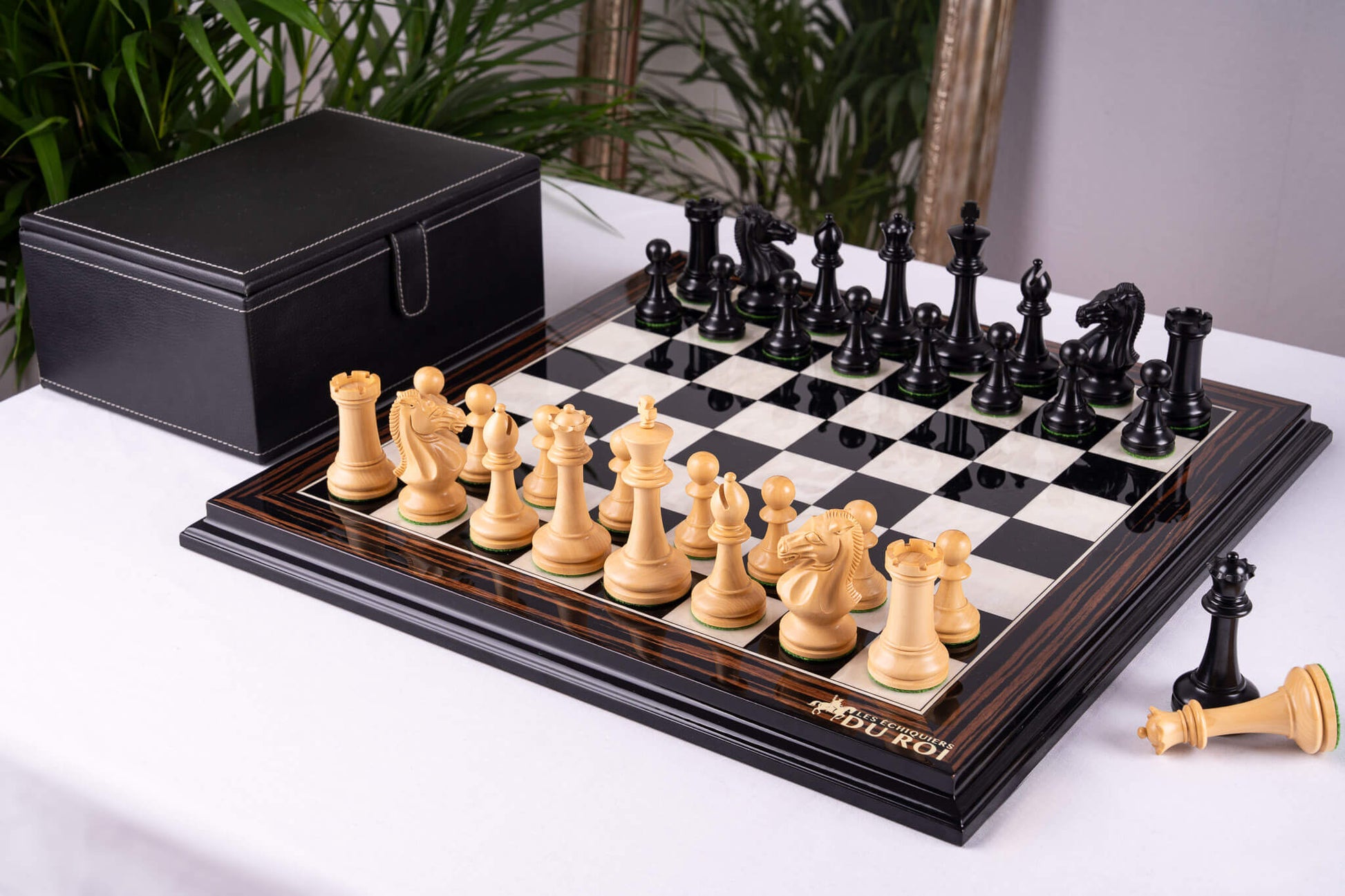 Jeu d'Échecs Éclat <br>en Bois d'Ébène