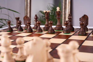 Échiquier en Sycomore <br>et son Jeu d'Échecs