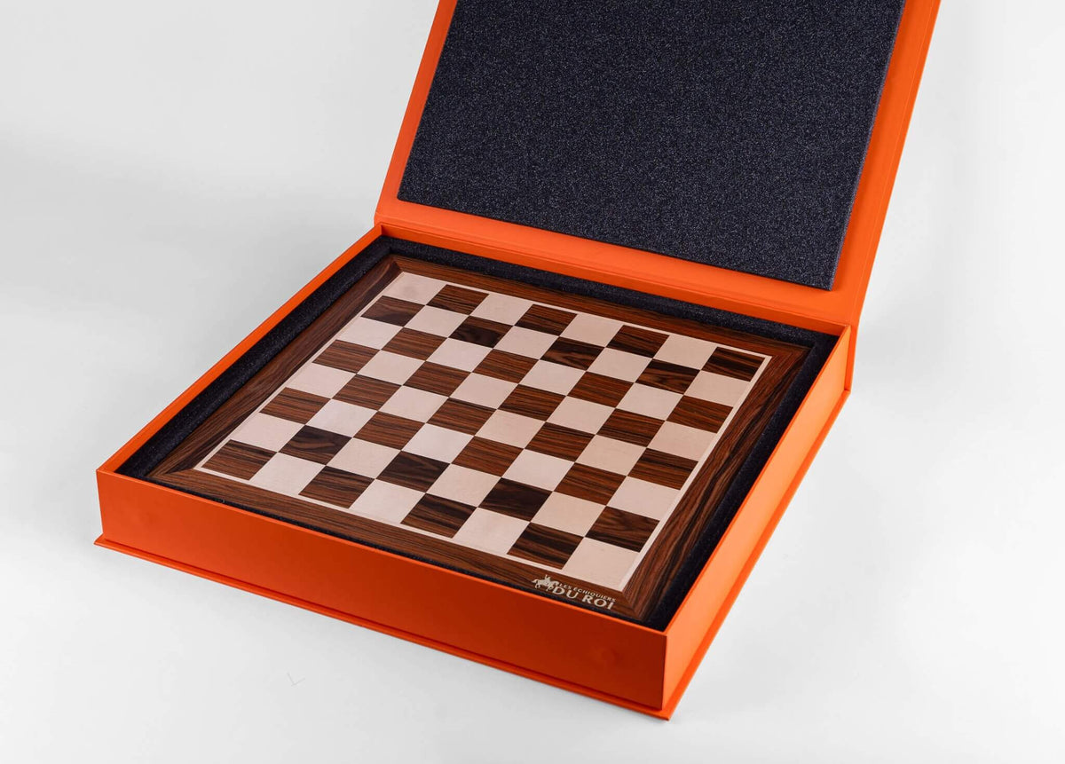 SQUARE - Jeu d'échecs | Échiquier en bois CONSUL - 48 x 48 SQUARE - Jeu d'échecs | Échiquier en bois CONSUL - 48 x 48