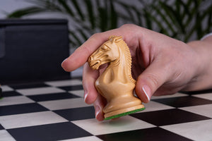 Jeu d'Échecs Chevalerie <br>en Bois d'Ébène
