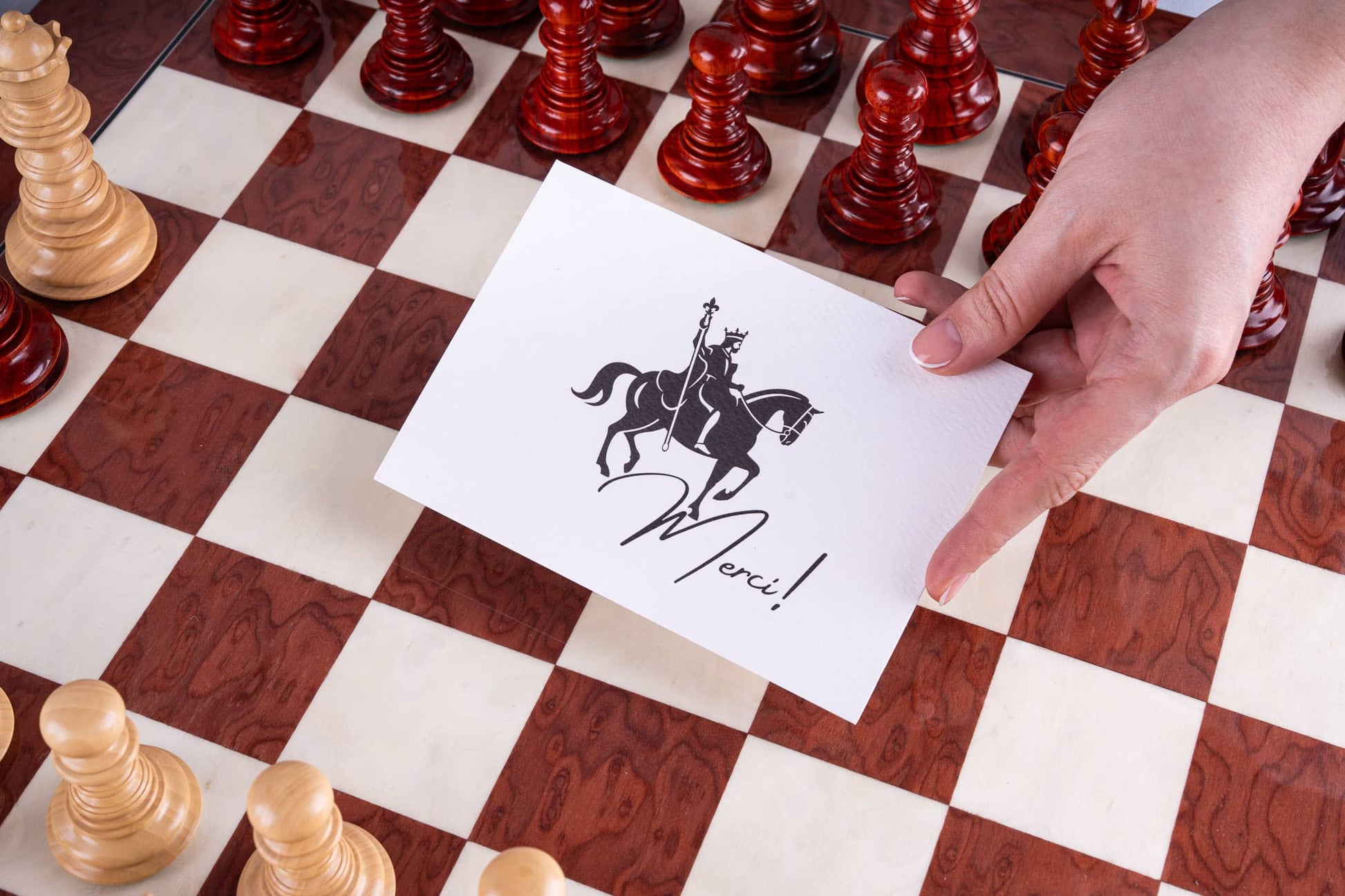 Jeu d’échecs Renaissance <br>en bois rose et frêne (Haute Brillance)