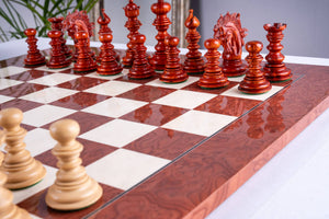 Jeu d’échecs Renaissance <br>en bois rose et frêne (Haute Brillance)