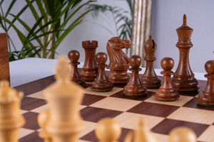 Jeu d'Échecs Lumière <br>en Bois d'Acajou