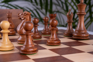 Jeu d'Échecs Lumière <br>en Bois d'Acajou