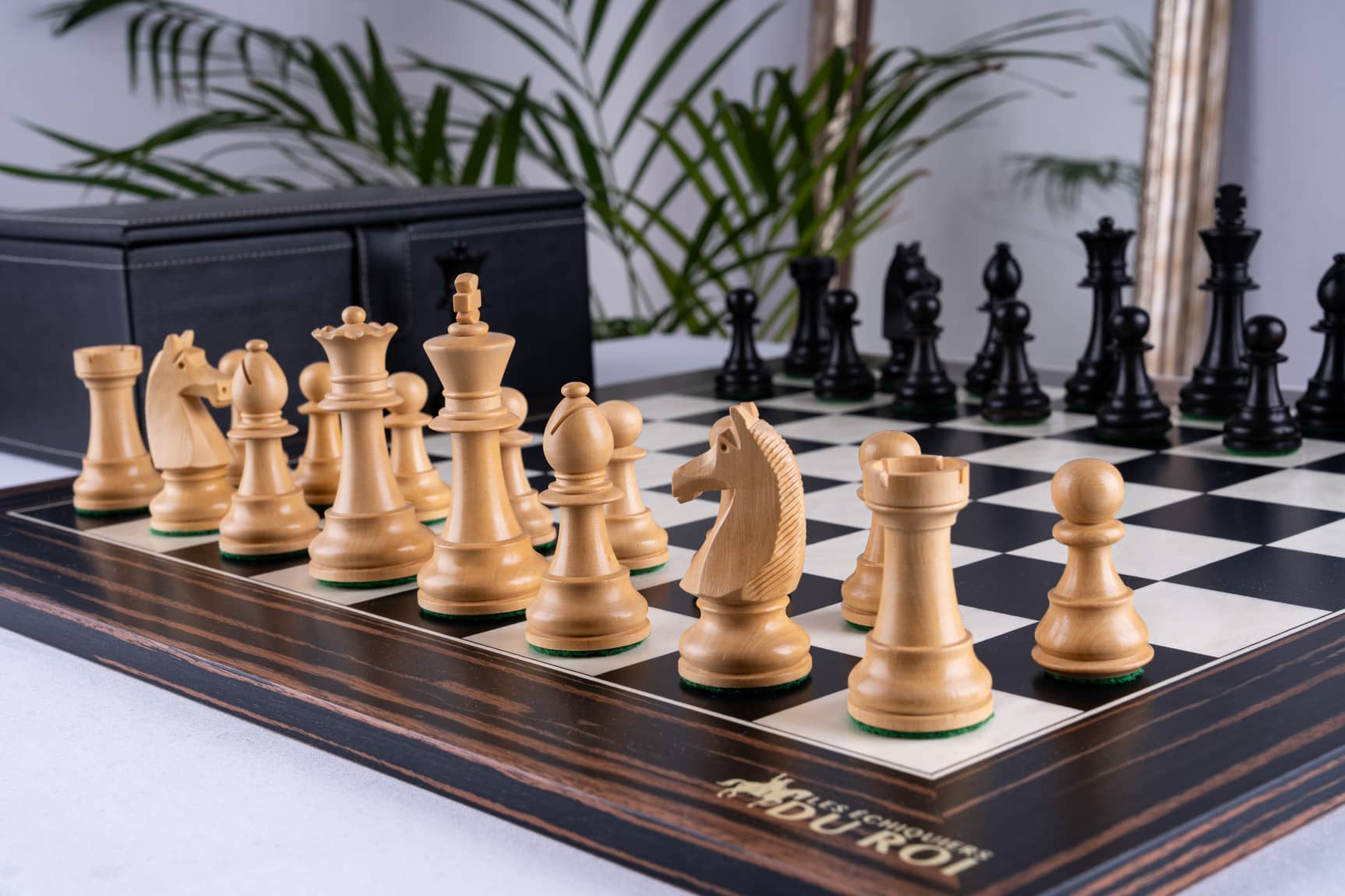 Jeu d'Échecs Galerie <br>en Bois d'Ébène & Buis