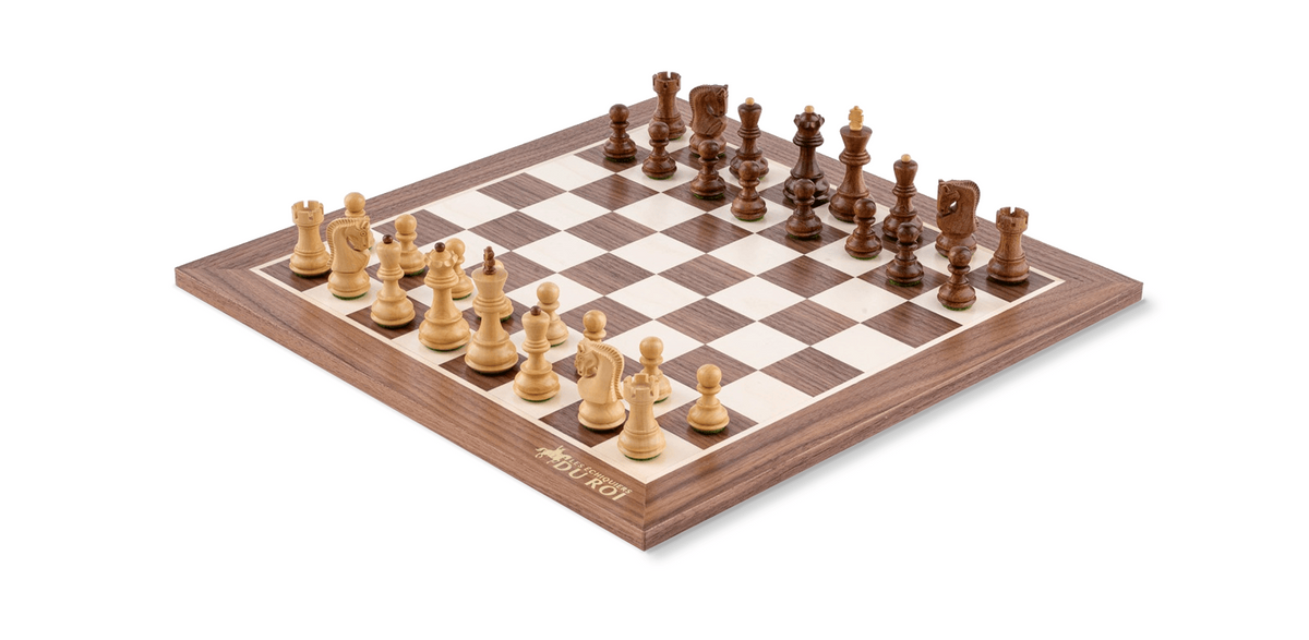 Jeu d'Échecs Distinction <br>en Bois d'Érable et de Noyer