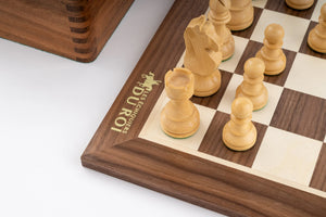 Jeu d'Échecs Authentique en Bois de Noyer — détail 4