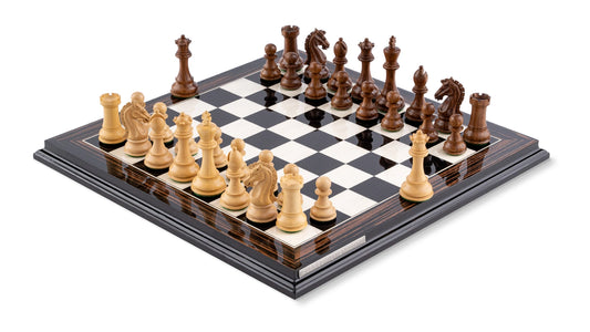 Jeu d’Échecs Couronne en Bois d’Ébène — vue générale