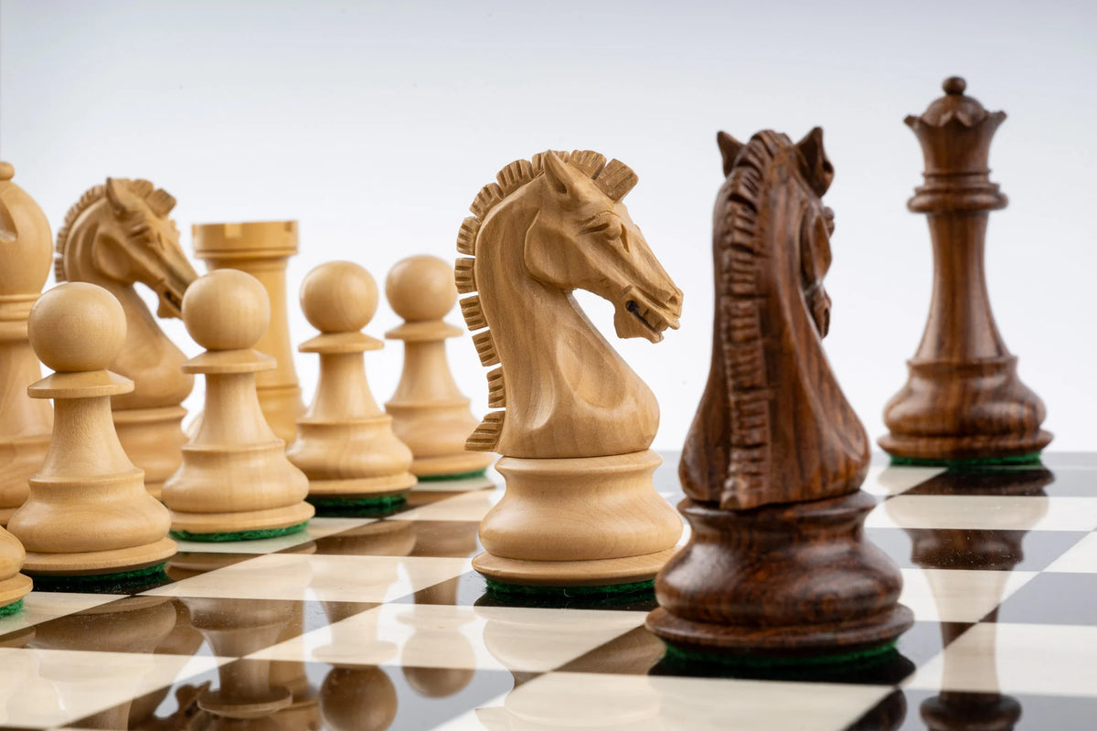 Jeu d’Échecs Couronne en Bois d’Ébène — photo 5