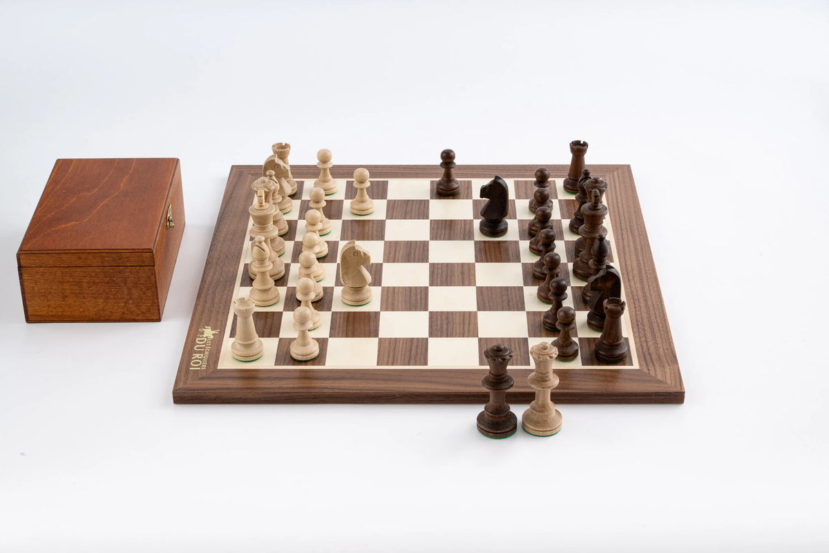 Échiquier en Bois d’Érable et de Noyer — photo 3