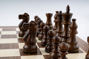 Jeu d'Échecs Élite en Bois de Noyer — détail 6