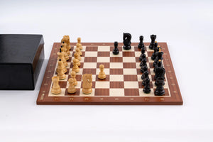 Jeu d'Échecs Étendard en Bois d'Acajou et Buis — vue d’ensemble 2