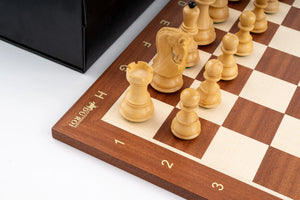 Jeu d'Échecs Étendard en Bois d'Acajou et Buis — détail 6