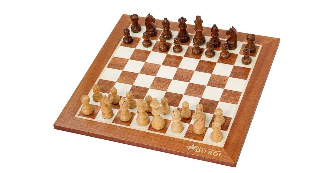 Jeu d'Échecs Clair Ambré <br>en Bois d'Acajou