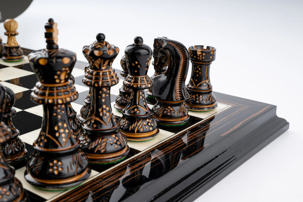 Jeu d'Échecs l'Éternel en Bois d'Ébène — Détail 3
